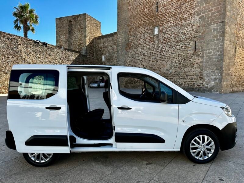 CITROEN Berlingo BlueHDi 102 CV LIVE PACK monovolumen 6 V