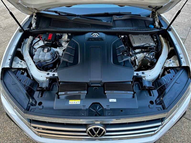 VOLKSWAGEN Touareg R-Line 3.0 TDI 231CV 4Motion Techo