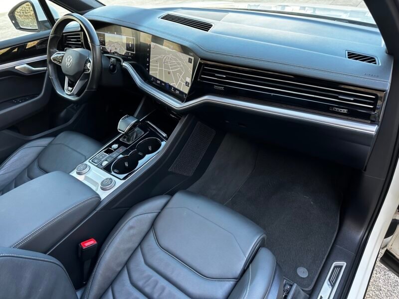VOLKSWAGEN Touareg R-Line 3.0 TDI 231CV 4Motion Techo