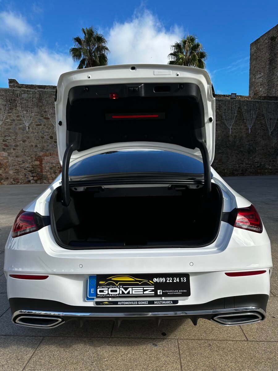 MERCEDES-BENZ CLA 200 AMG Line 150CV Auto 