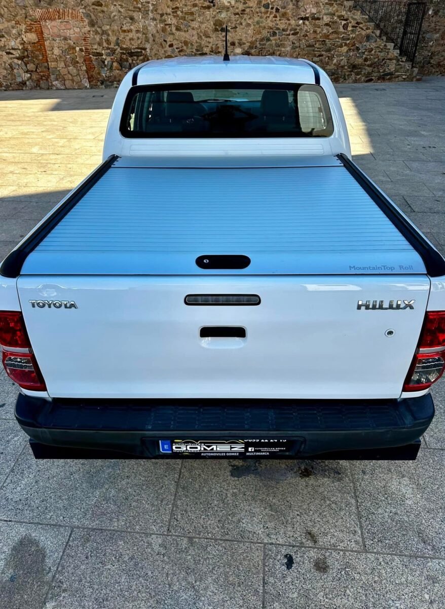 TOYOTA Hilux VU 4p 6G pickup 2.5 D-4D Doble Cabina GX 4x4