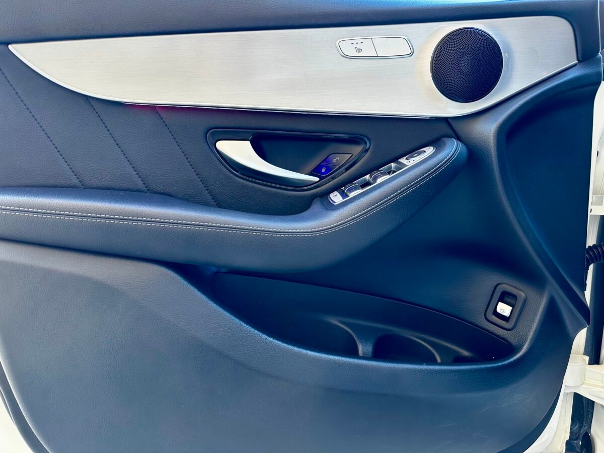 MERCEDES-BENZ Glc 300 de 4Matic AMG 2.0 AMG Line 305CV