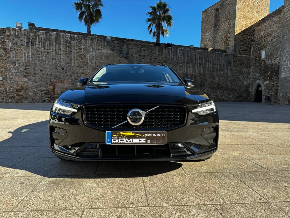 VOLVO V60 familiar 2.0 B4 (D) Plus Dark Auto 197 CV 
