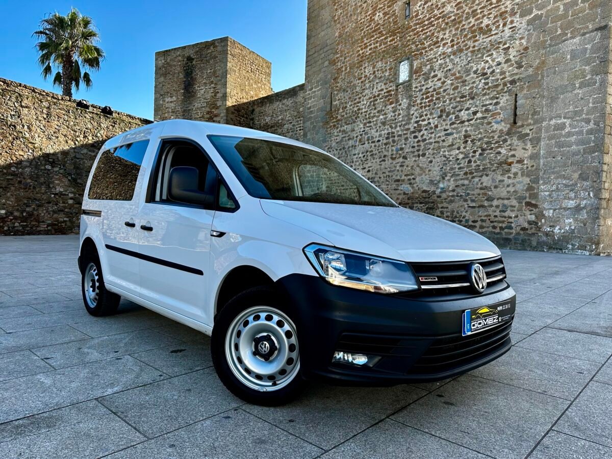 VOLKSWAGEN Caddy Kombi 2.0 TDI BMT 4Motion 120 CV 