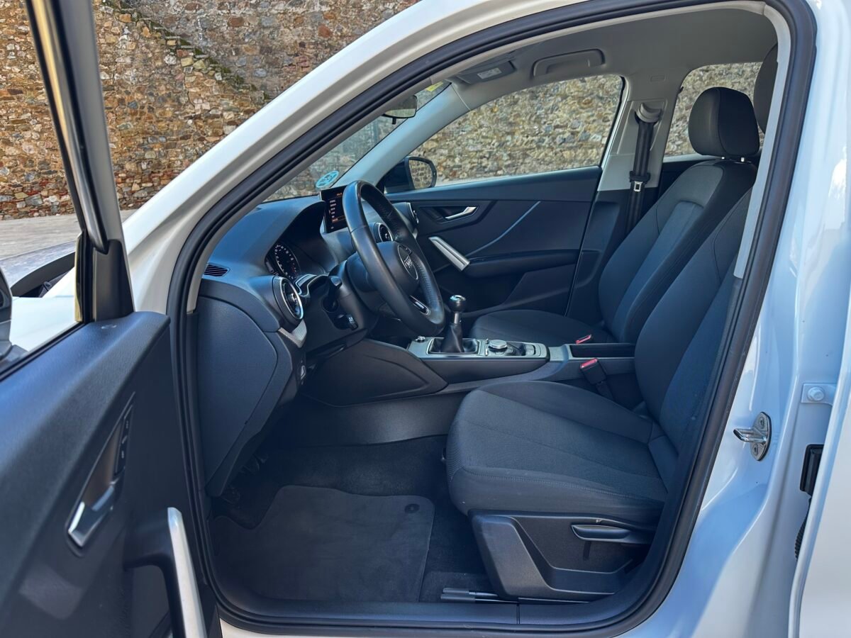 AUDI Q2 30 TDI Advanced 1.6 TDI S Line 