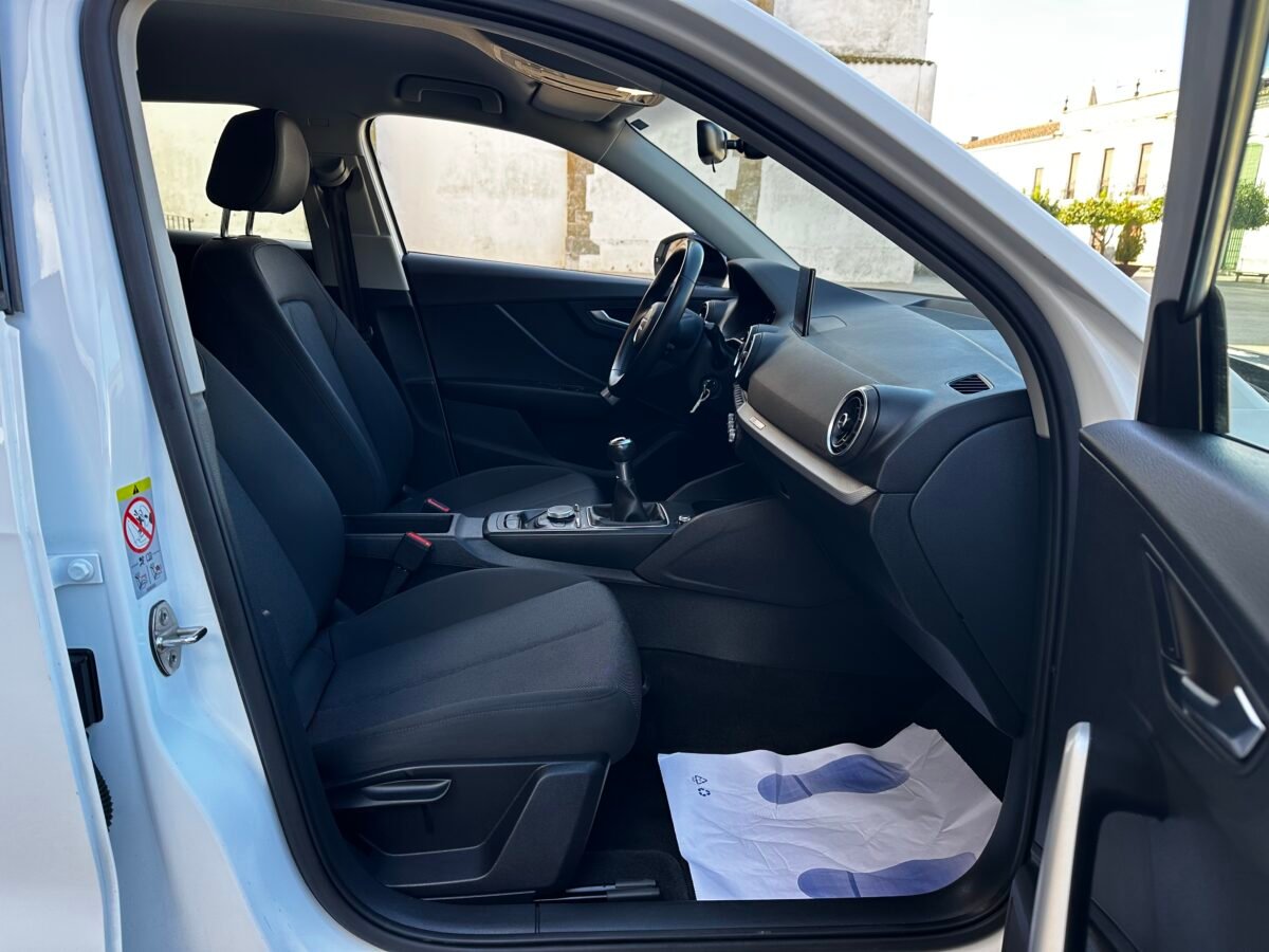 AUDI Q2 30 TDI Advanced 1.6 TDI S Line 