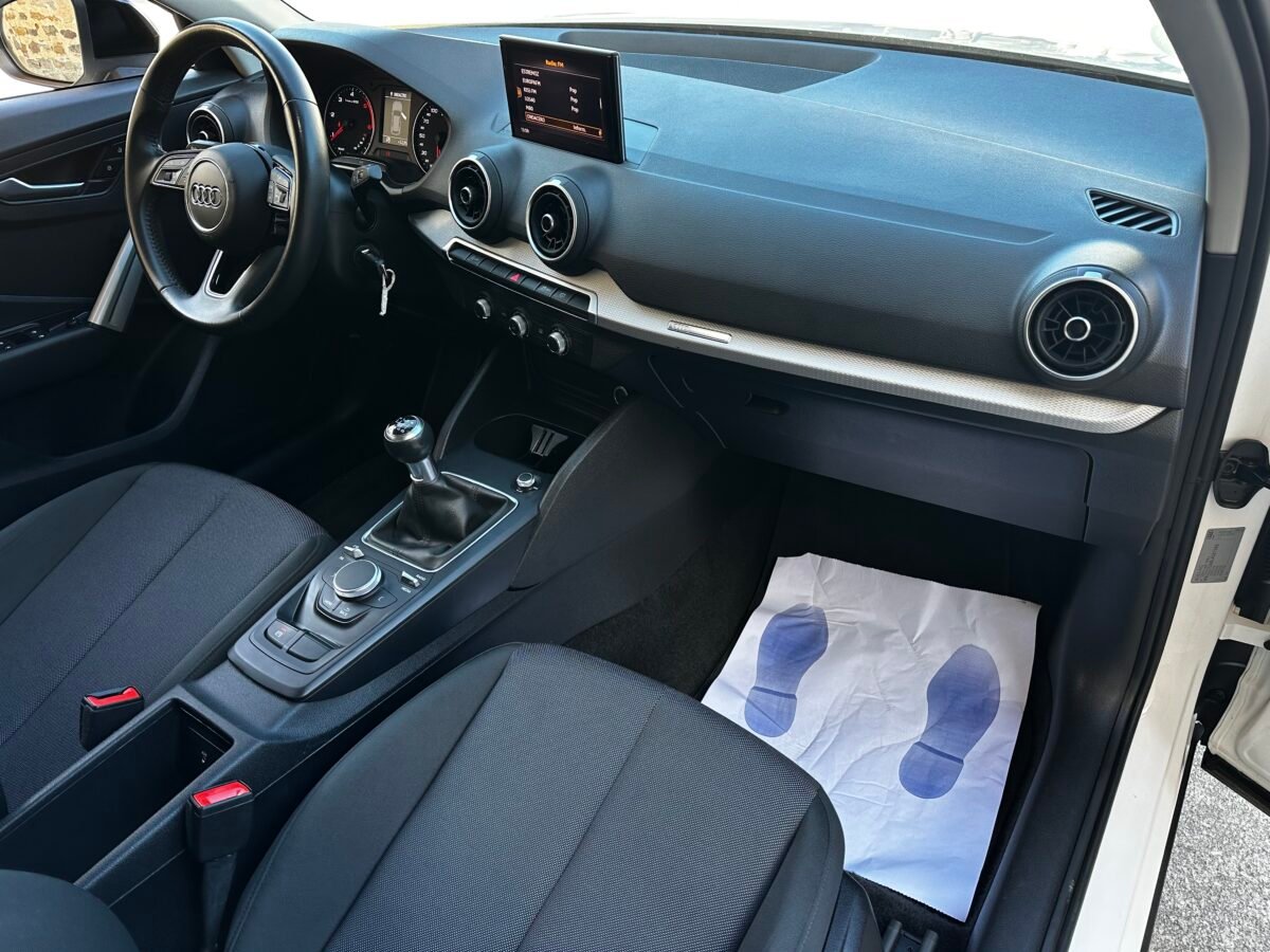 AUDI Q2 30 TDI Advanced 1.6 TDI S Line 