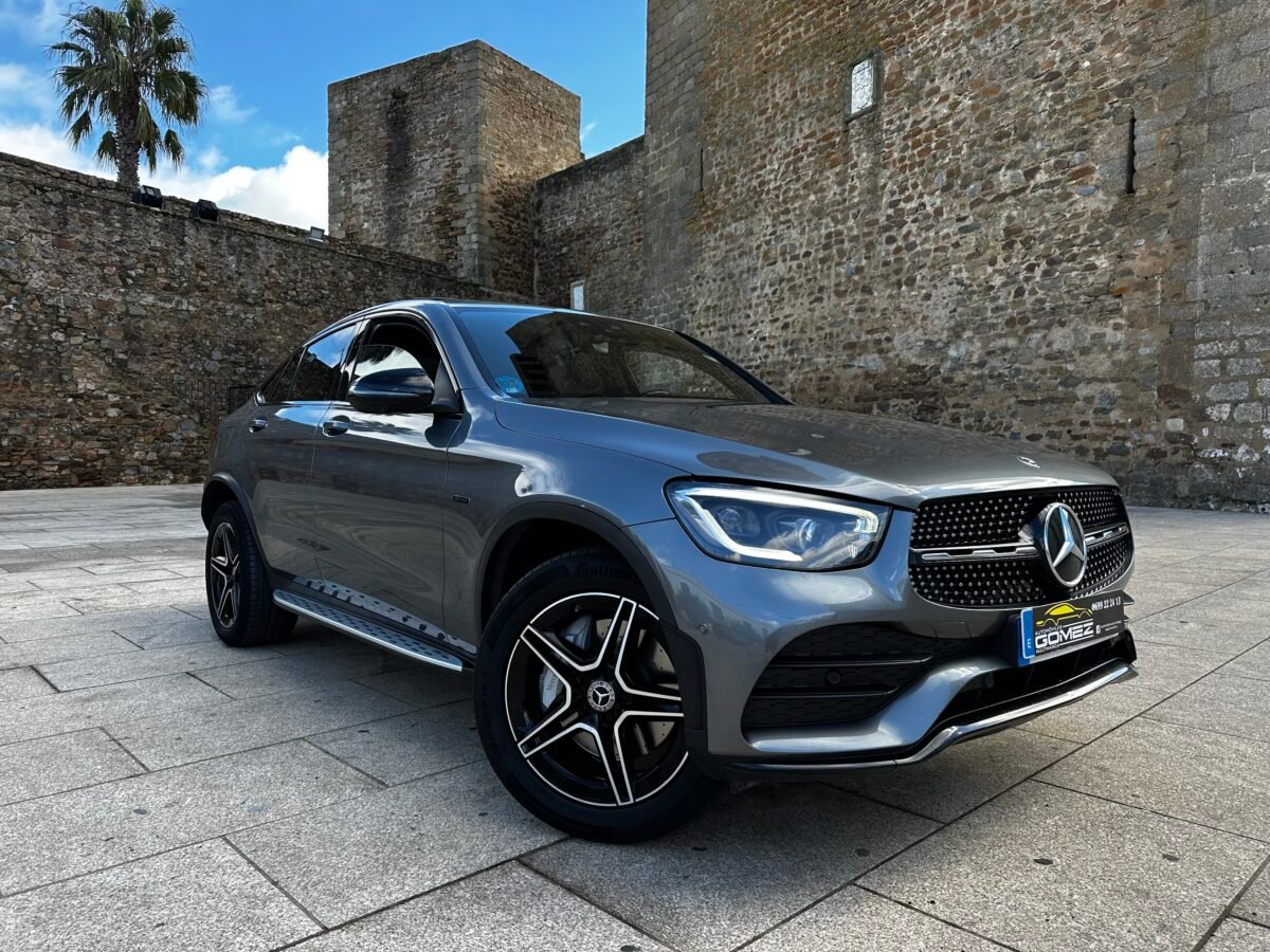MERCEDES-BENZ Glc 300 de 4Matic AMG 2.0 305CV  Coupé
