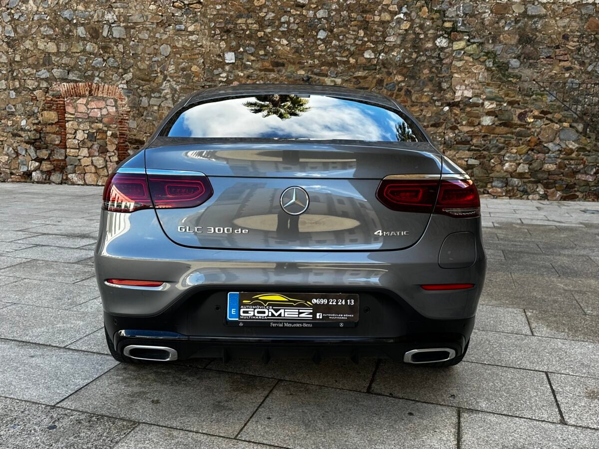 MERCEDES-BENZ Glc 300 de 4Matic AMG 2.0 305CV  Coupé