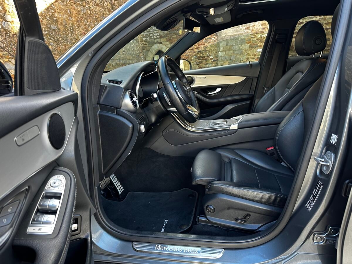 MERCEDES-BENZ Glc 300 de 4Matic AMG 2.0 305CV  Coupé