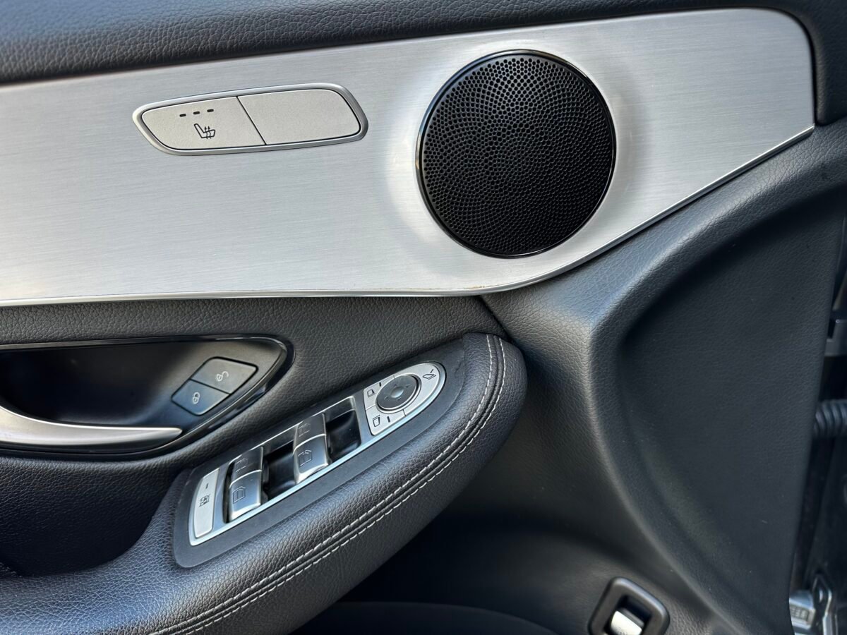 MERCEDES-BENZ Glc 300 de 4Matic AMG 2.0 305CV  Coupé