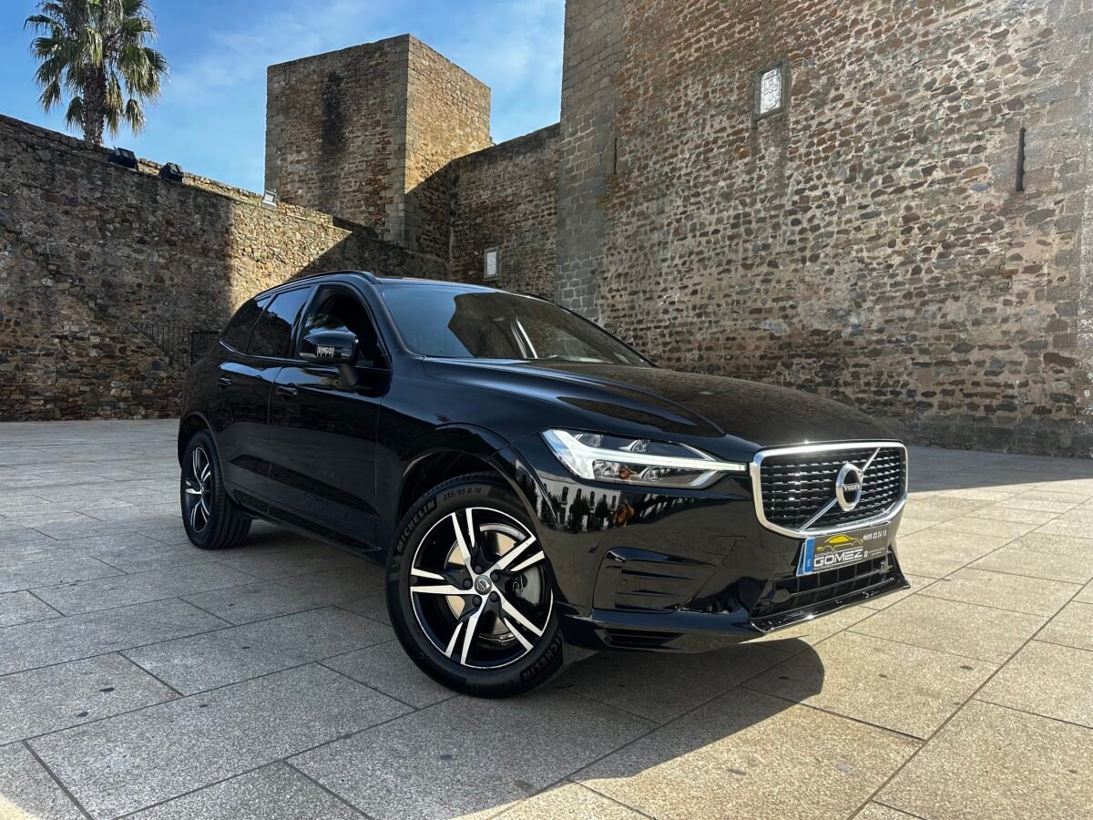 VOLVO XC60 R Design AWD 2.0 B5 235CV 