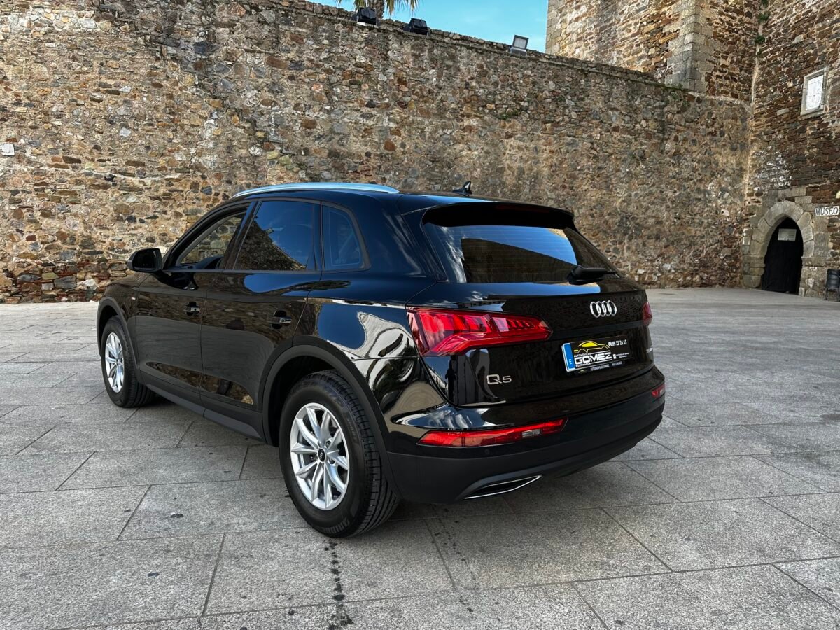 AUDI Q5 35 TDI 163CV S tronic S Line