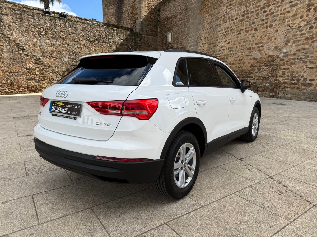 AUDI Q3  35 TDI 150  CV S tronic S Line 