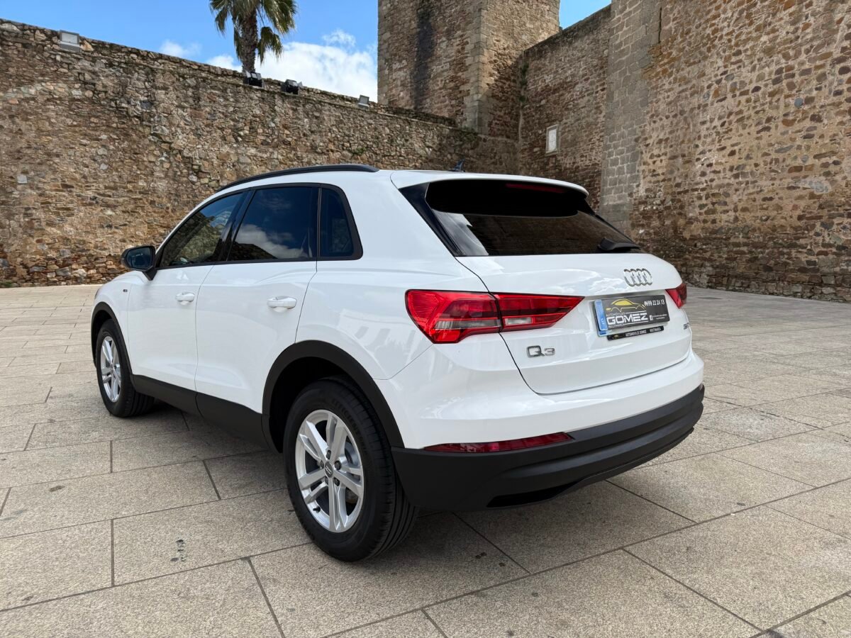 AUDI Q3  35 TDI 150  CV S tronic S Line 