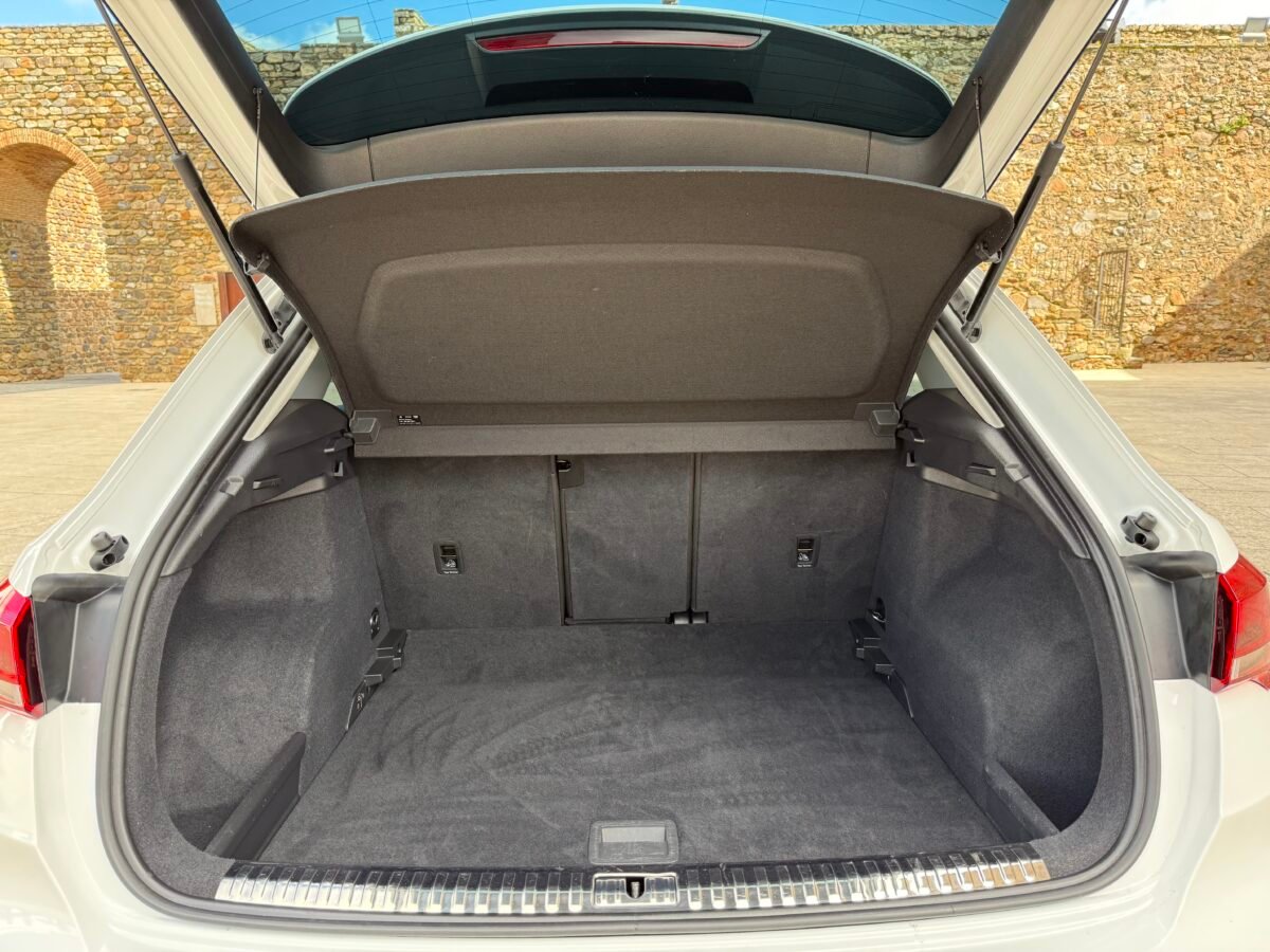 AUDI Q3  35 TDI 150  CV S tronic S Line 