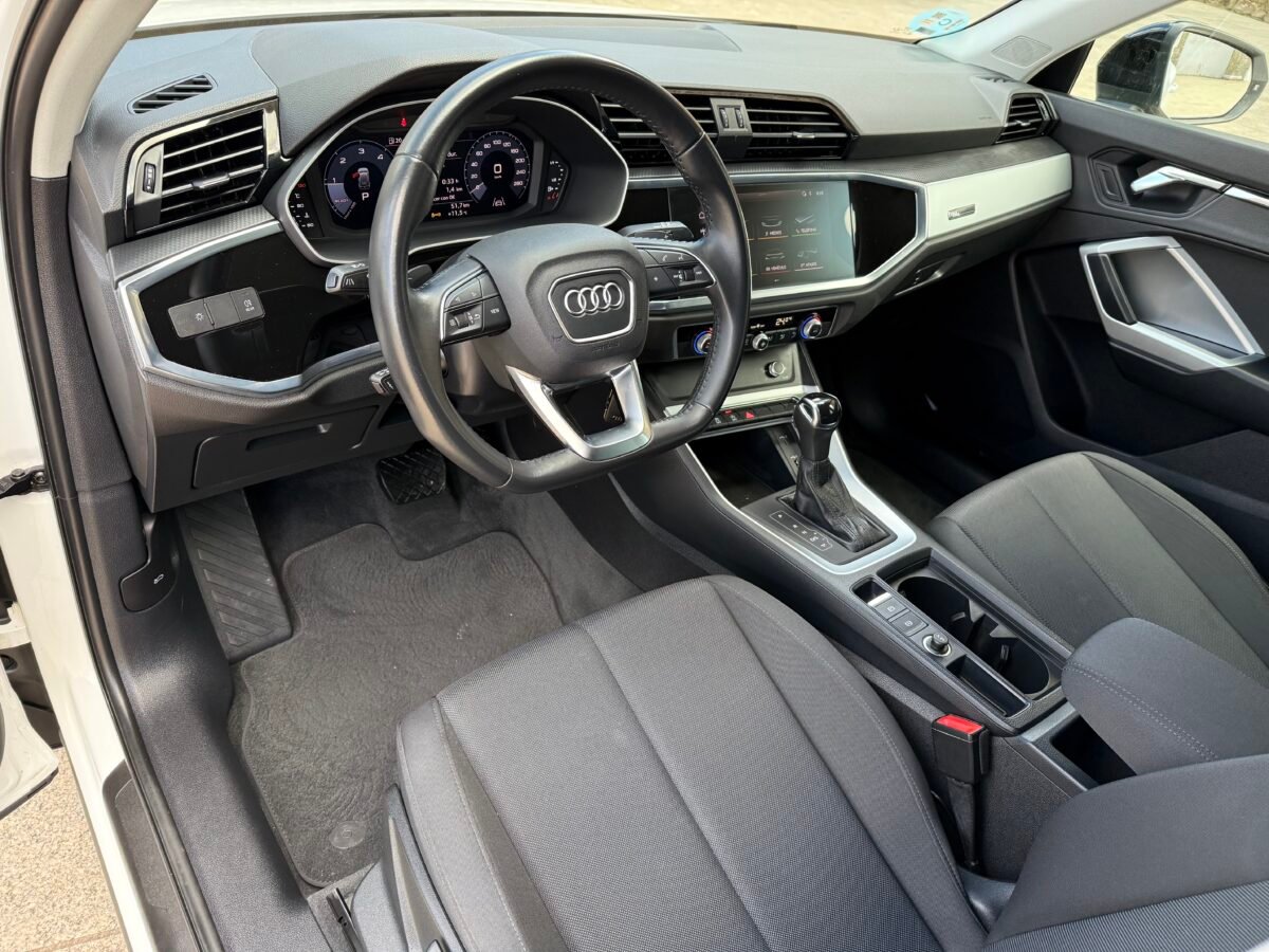AUDI Q3  35 TDI 150  CV S tronic S Line 