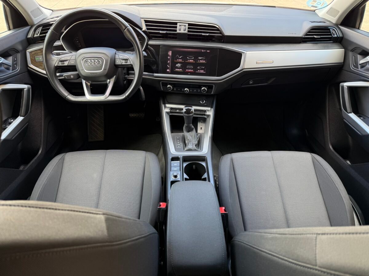 AUDI Q3  35 TDI 150  CV S tronic S Line 