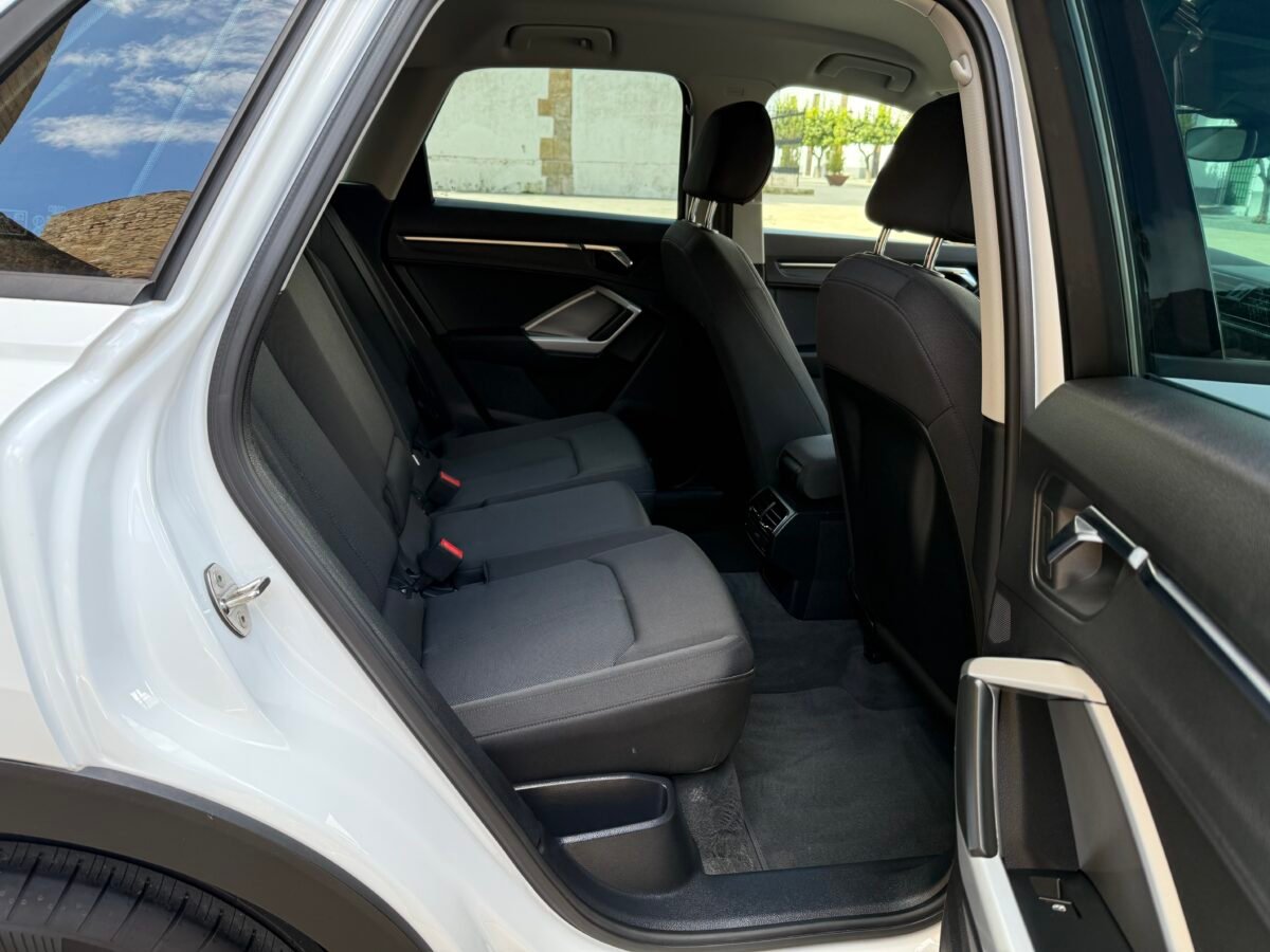 AUDI Q3  35 TDI 150  CV S tronic S Line 