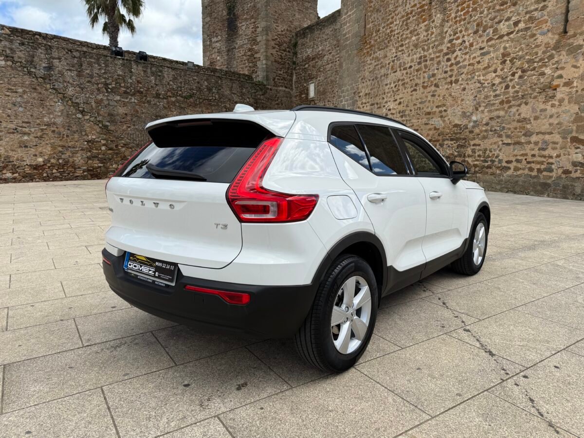 VOLVO XC40 2WD 1.5 T3 165CV