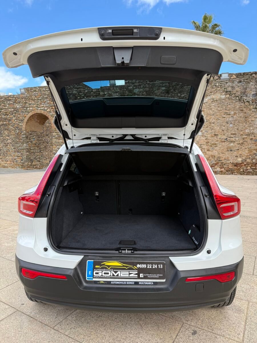 VOLVO XC40 2WD 1.5 T3 165CV