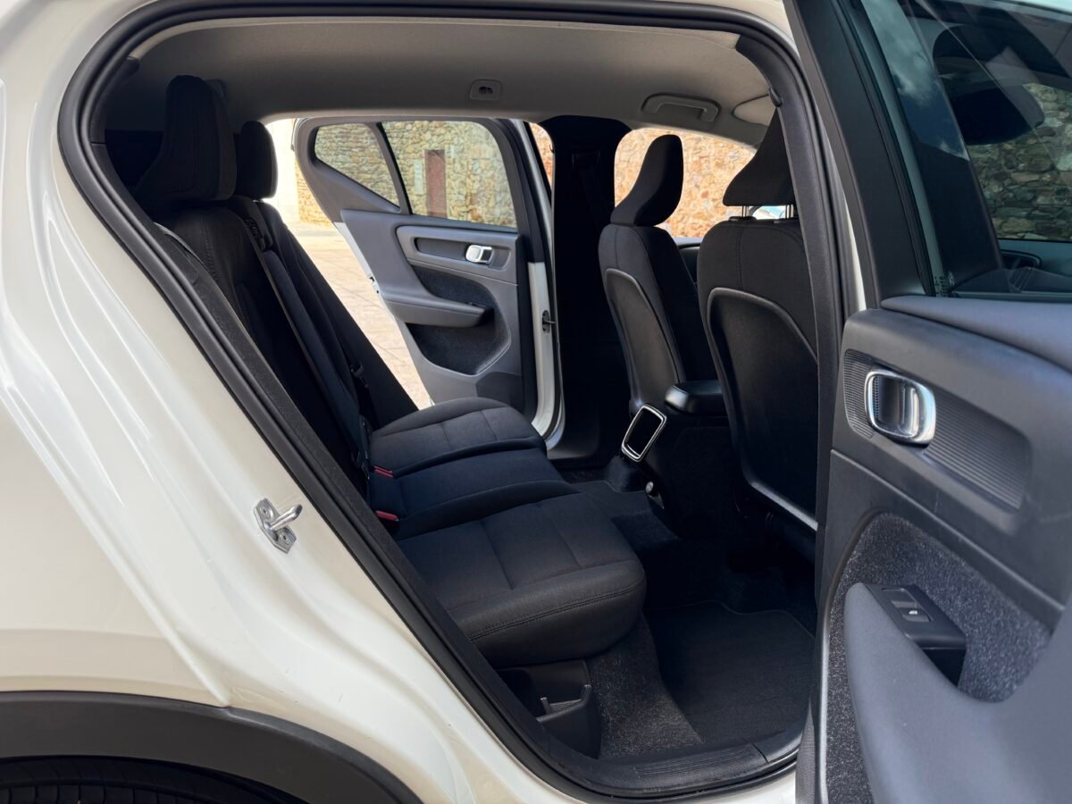 VOLVO XC40 2WD 1.5 T3 165CV