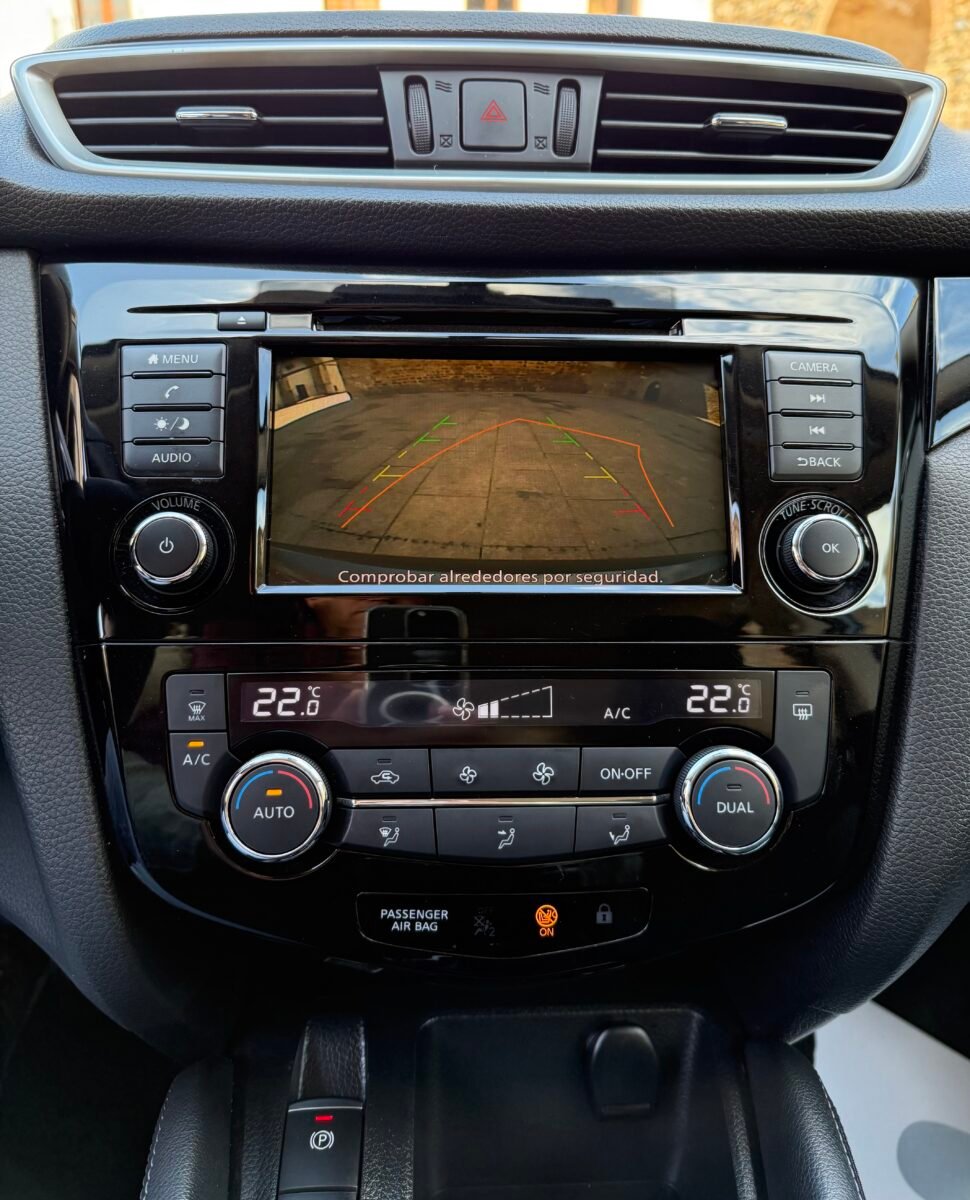 NISSAN QASHQAI dCi 115 CV  ACENTA