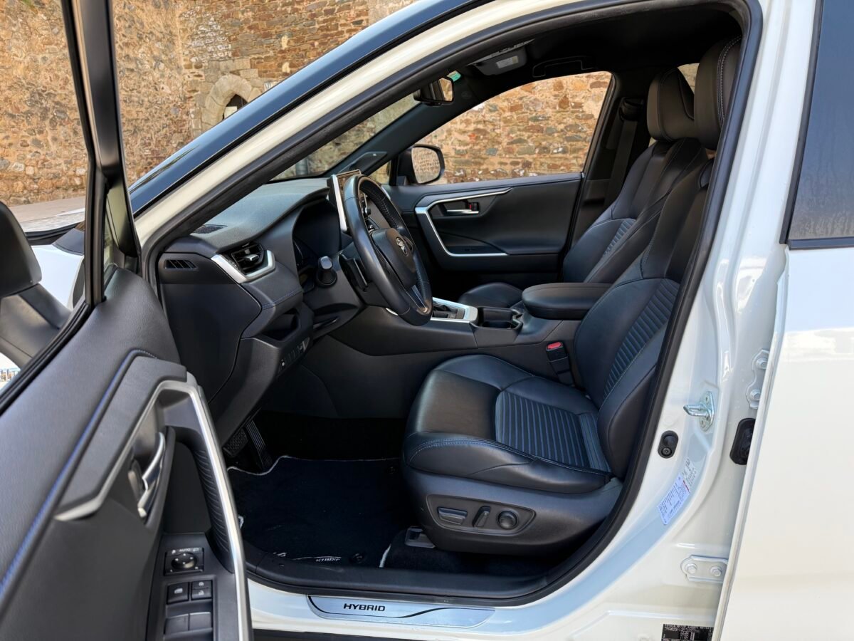 TOYOTA Rav4 2.5l Feel Auto 222 CV 