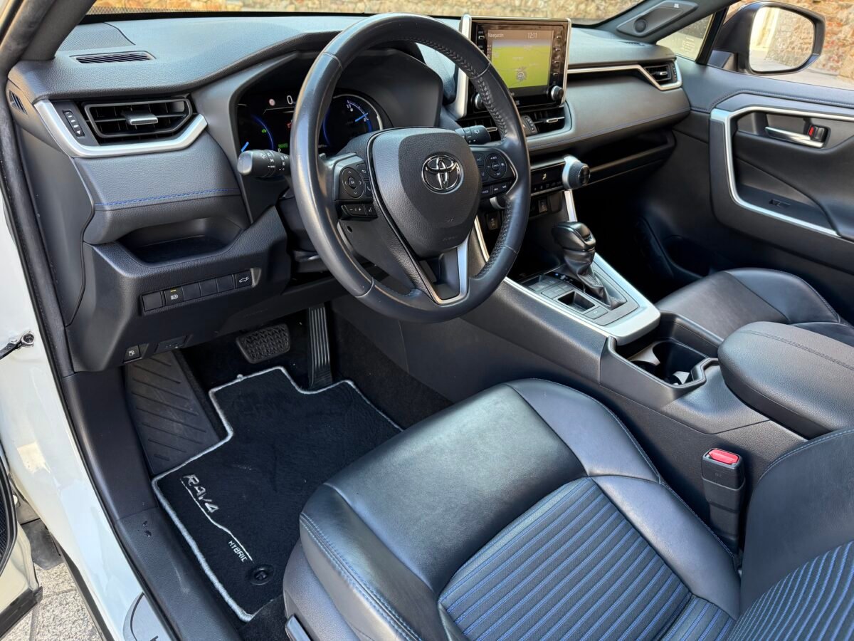 TOYOTA Rav4 2.5l Feel Auto 222 CV 