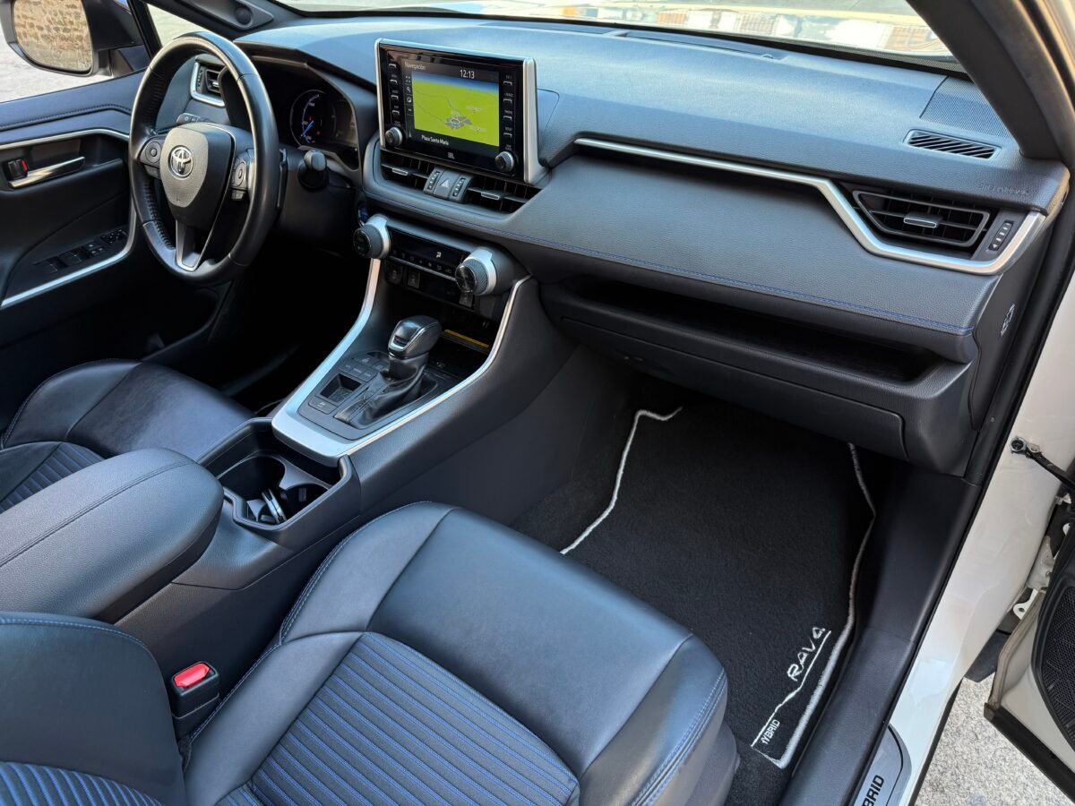TOYOTA Rav4 2.5l Feel Auto 222 CV 