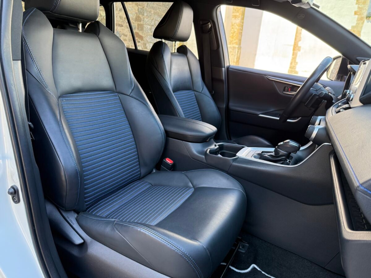 TOYOTA Rav4 2.5l Feel Auto 222 CV 