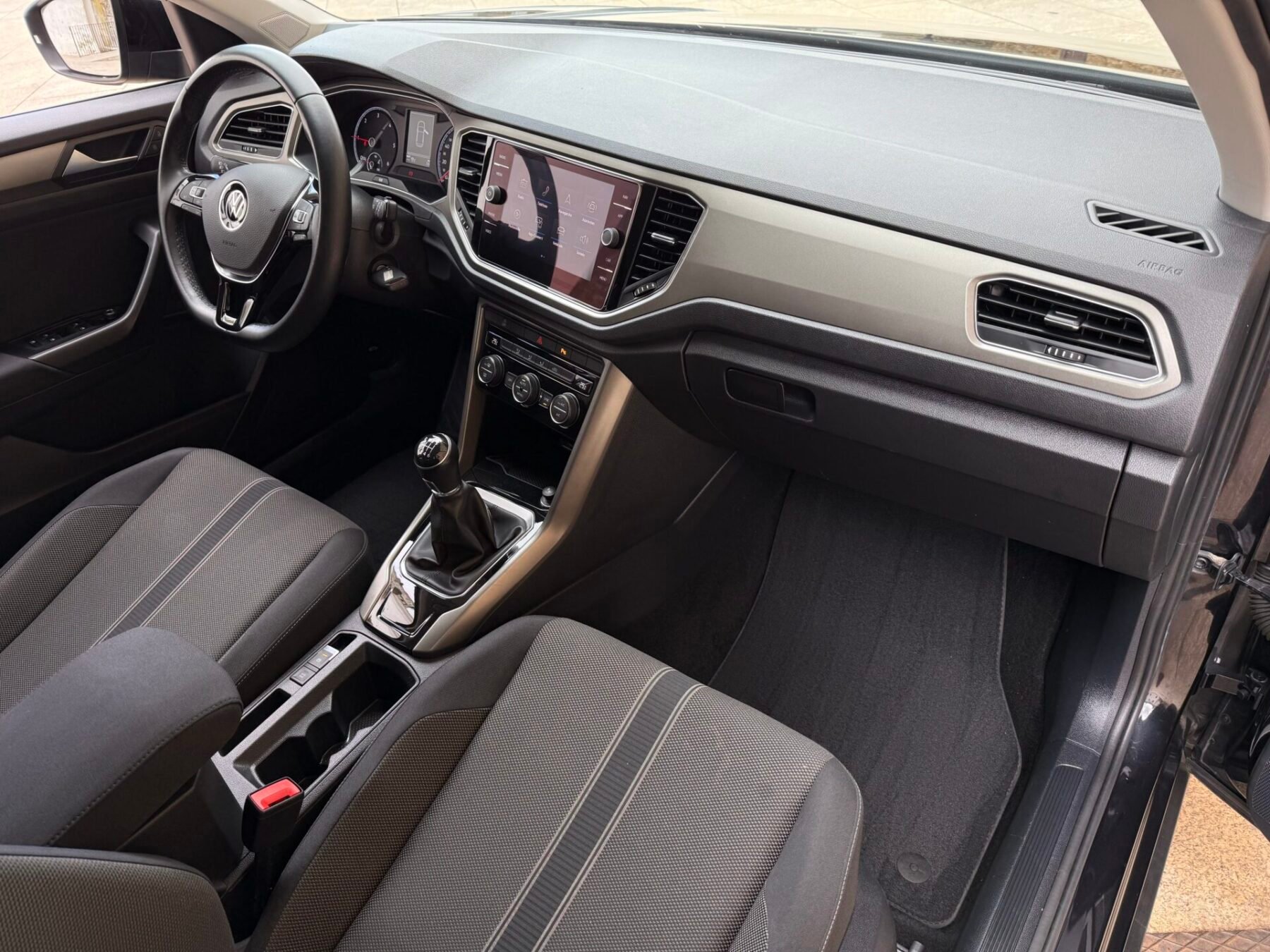 VOLKSWAGEN T-Roc Advance 2.0 TDI 115 CV 