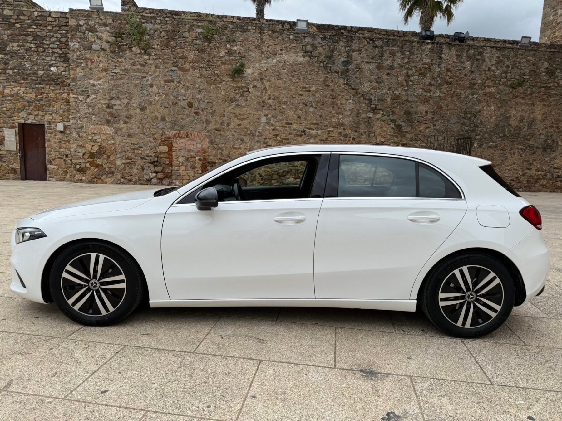 MERCEDES-BENZ Clase A 180 d 1.5 115CV 