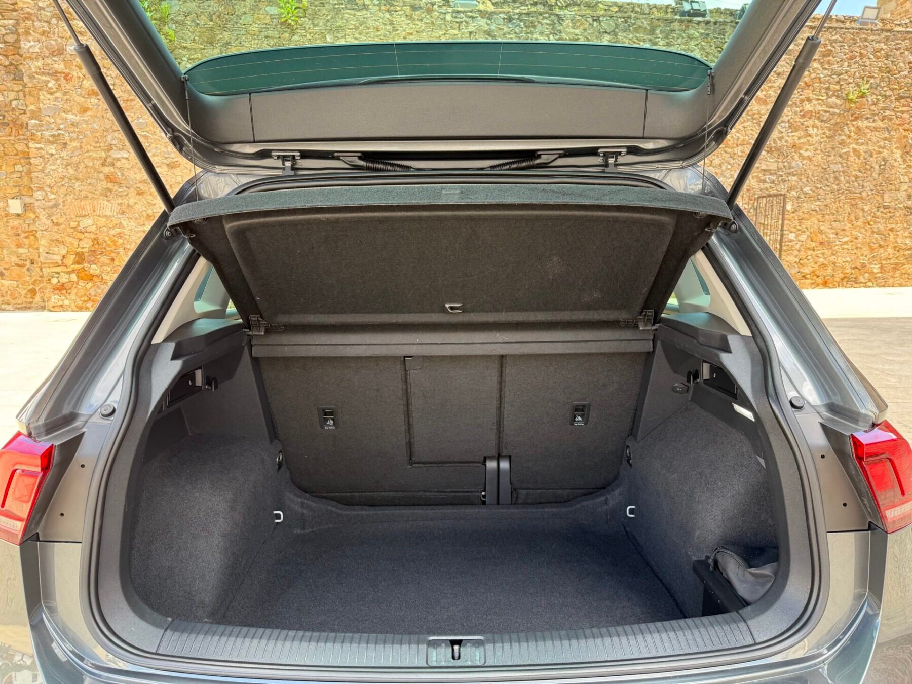 VOLKSWAGEN Tiguan Advance  2.0 TDI 150CV R-LINE