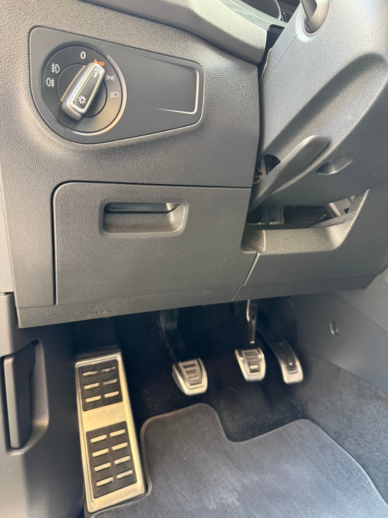 VOLKSWAGEN Tiguan Advance  2.0 TDI 150CV R-LINE