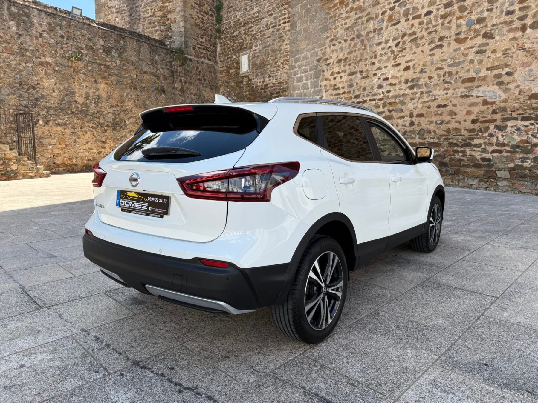NISSAN QASHQAI 115 CV) E6D DCT N-CONNECTA Techo 