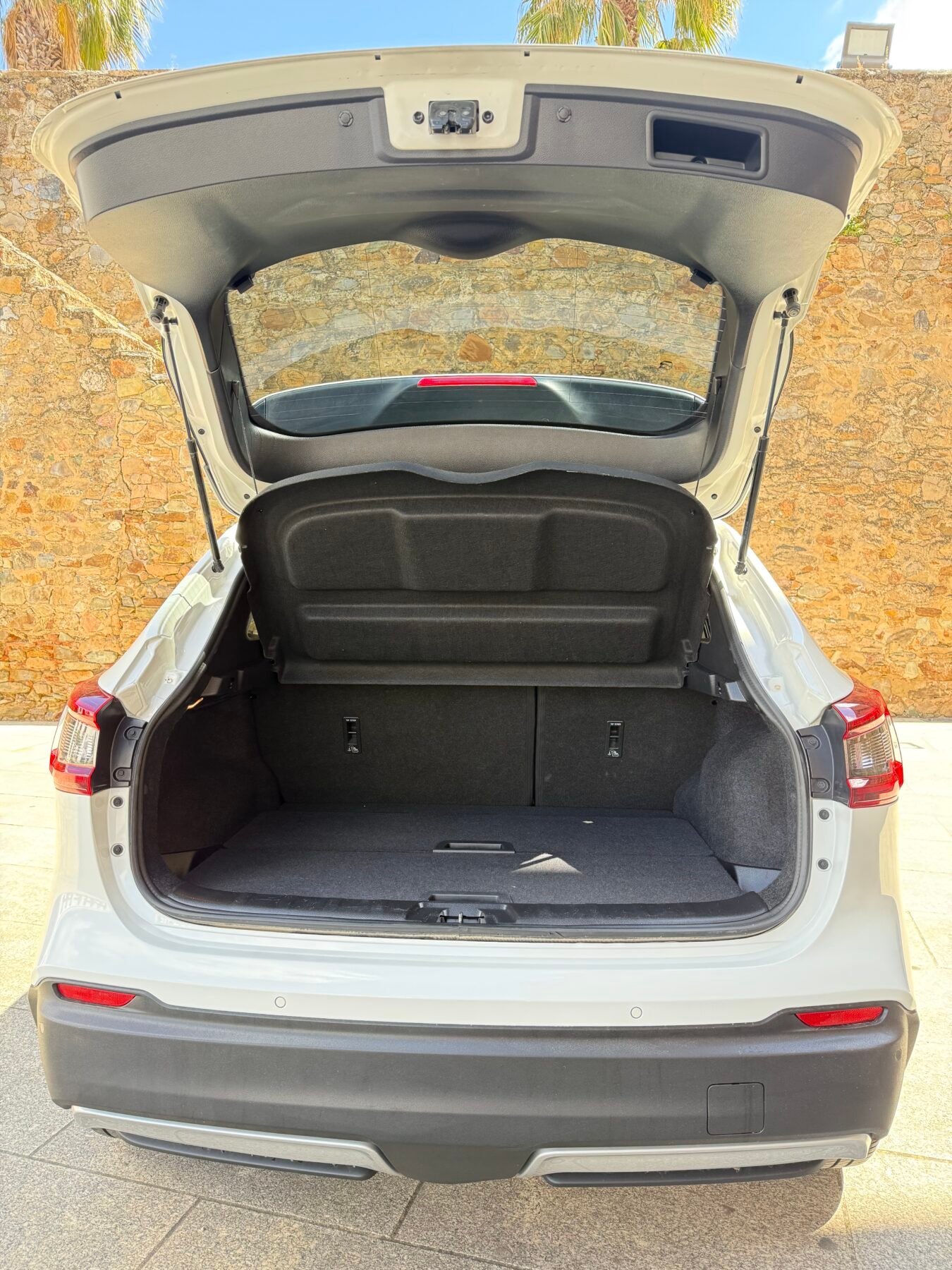 NISSAN QASHQAI 115 CV) E6D DCT N-CONNECTA Techo 