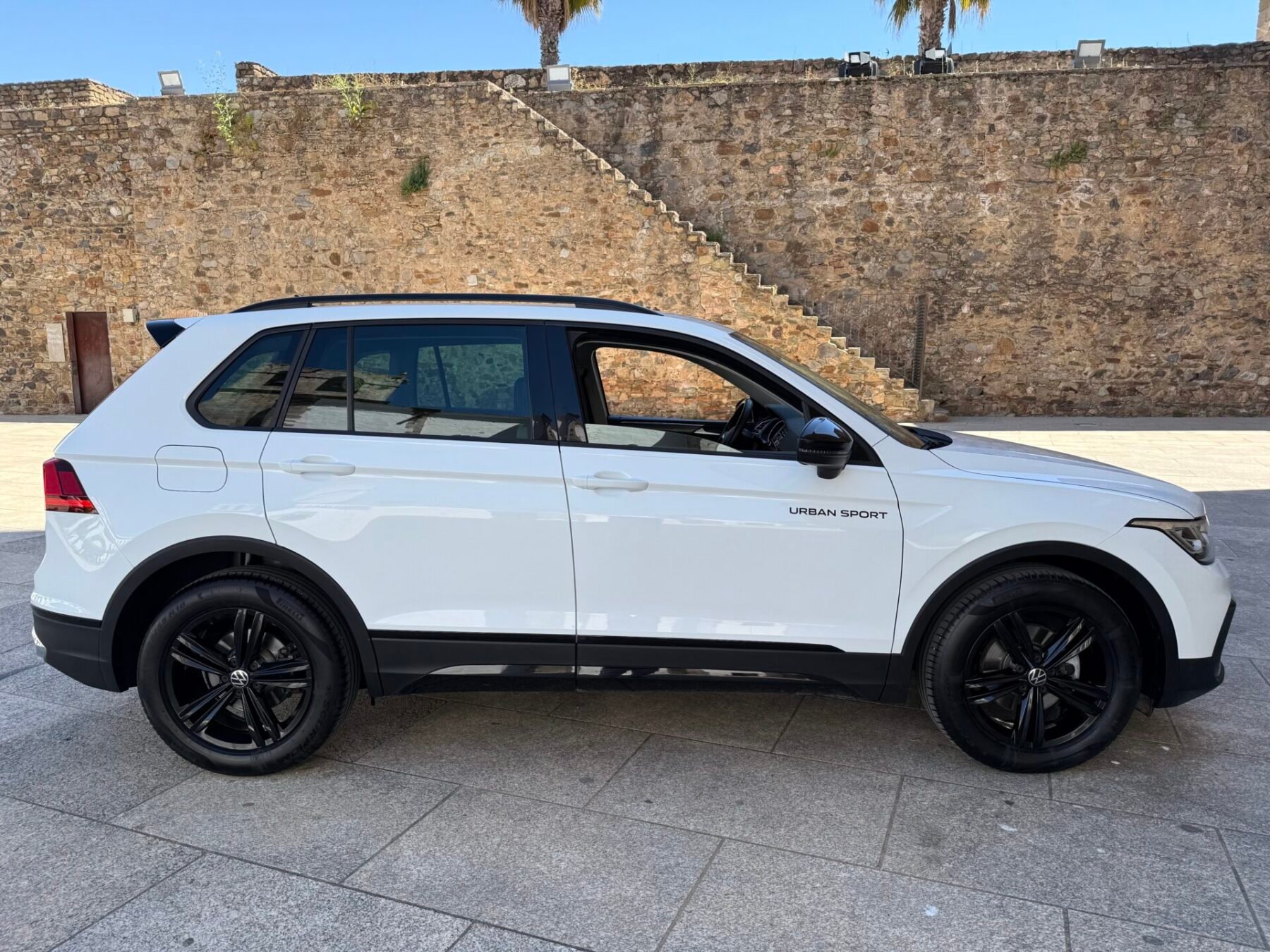 VOLKSWAGEN Tiguan Urban Sport 2.0 TDI 