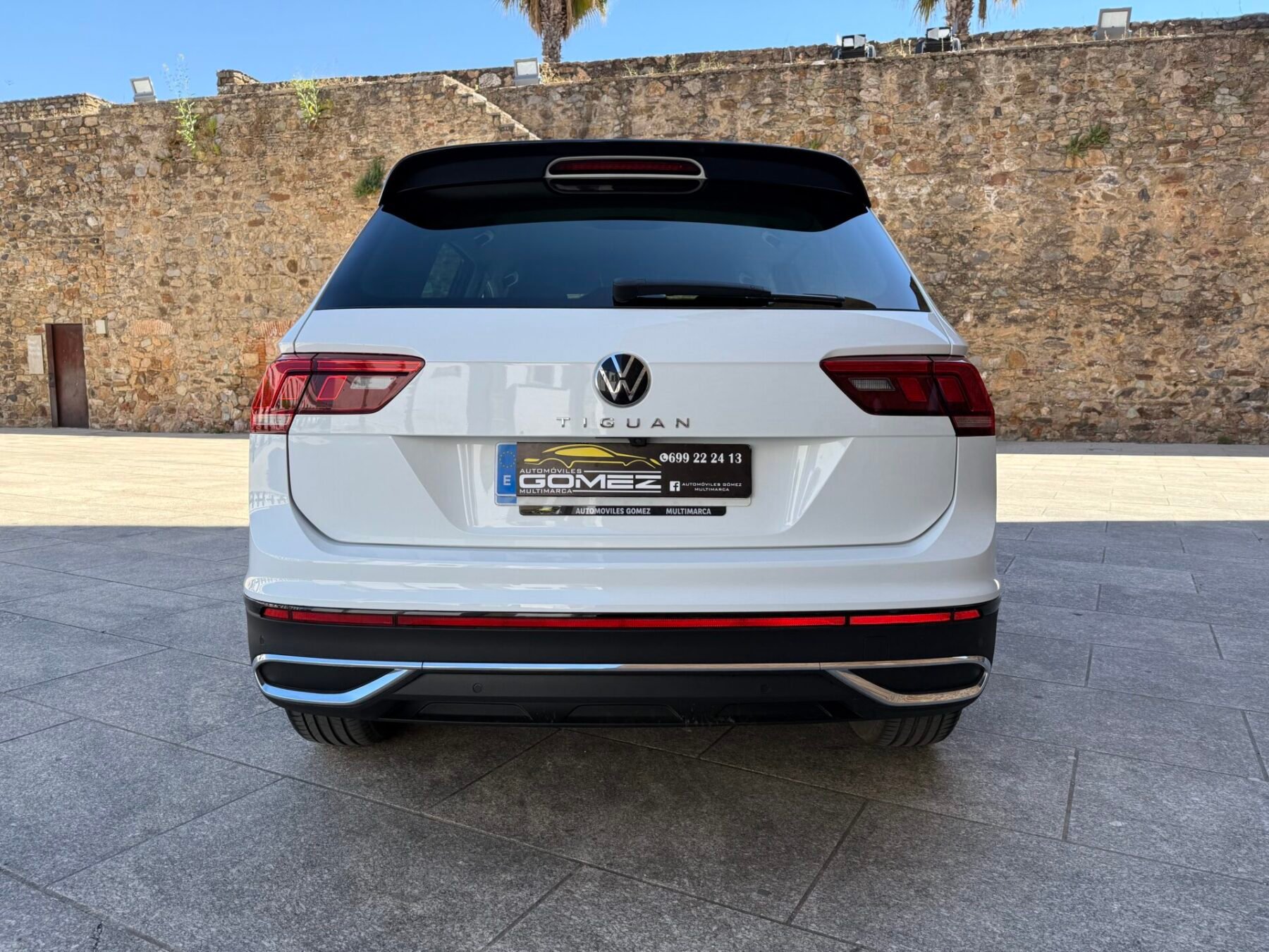 VOLKSWAGEN Tiguan Urban Sport 2.0 TDI 