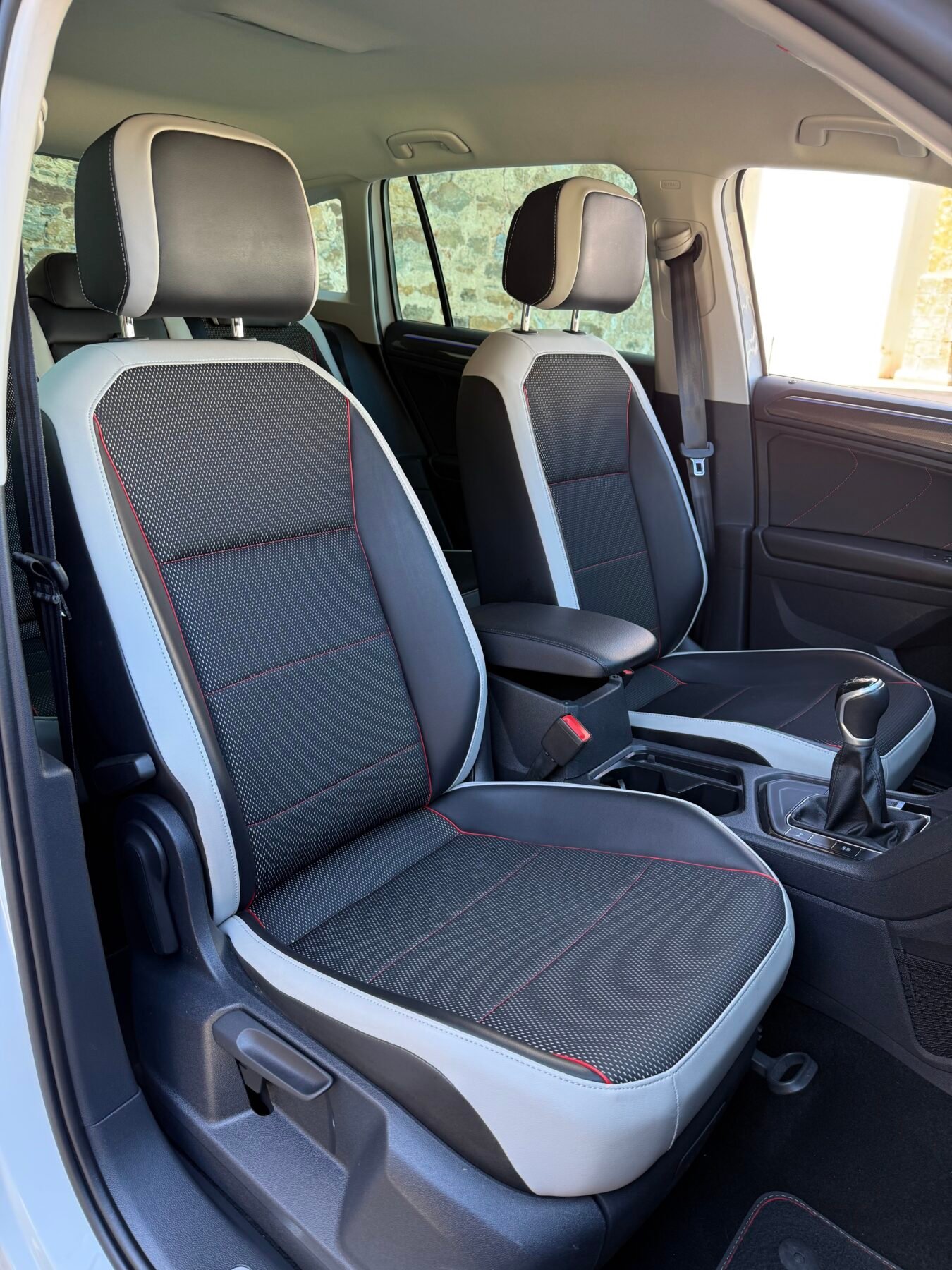 VOLKSWAGEN Tiguan Urban Sport 2.0 TDI 