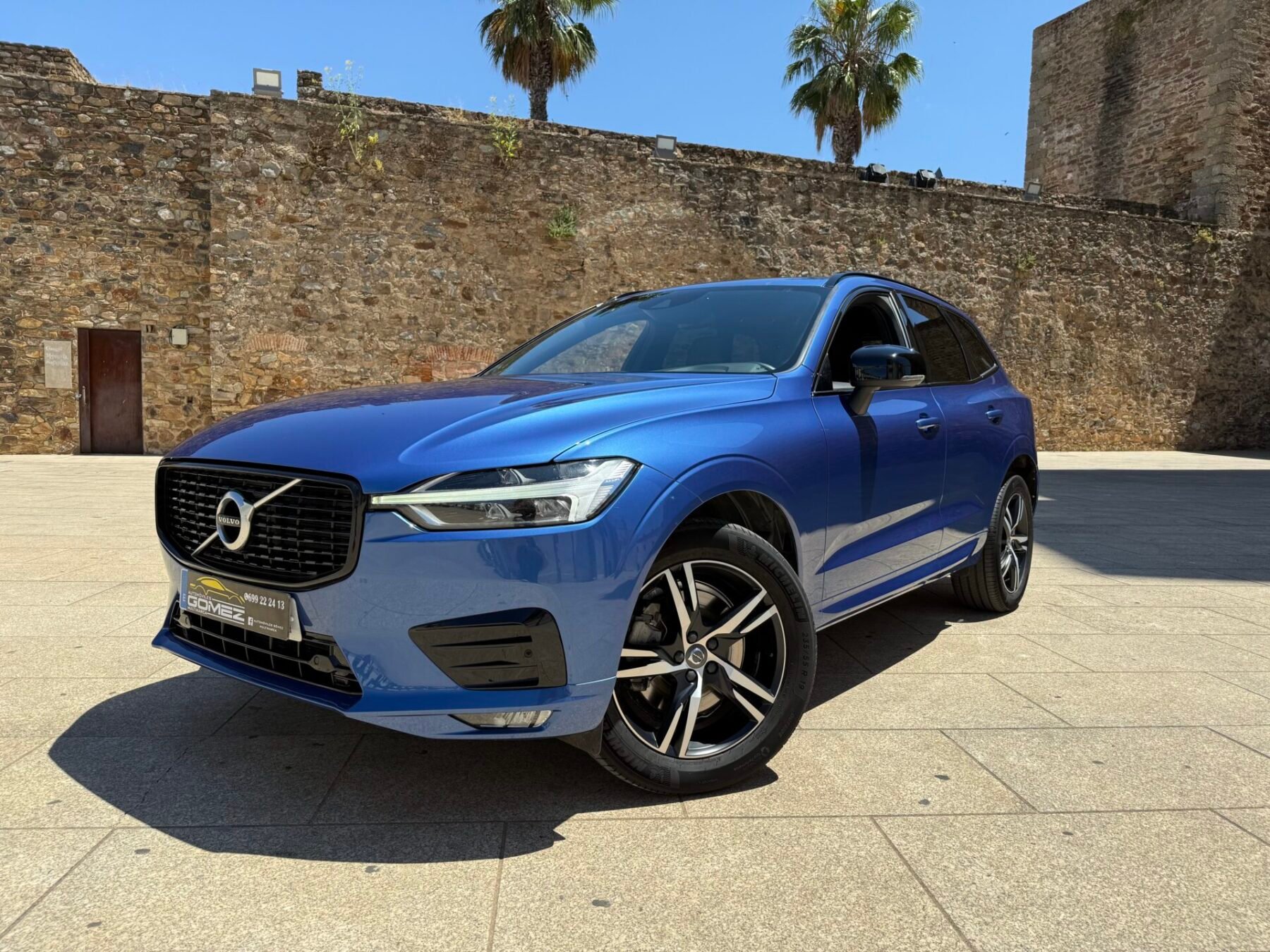 VOLVO XC60  R Design AWD 2.0 B4 