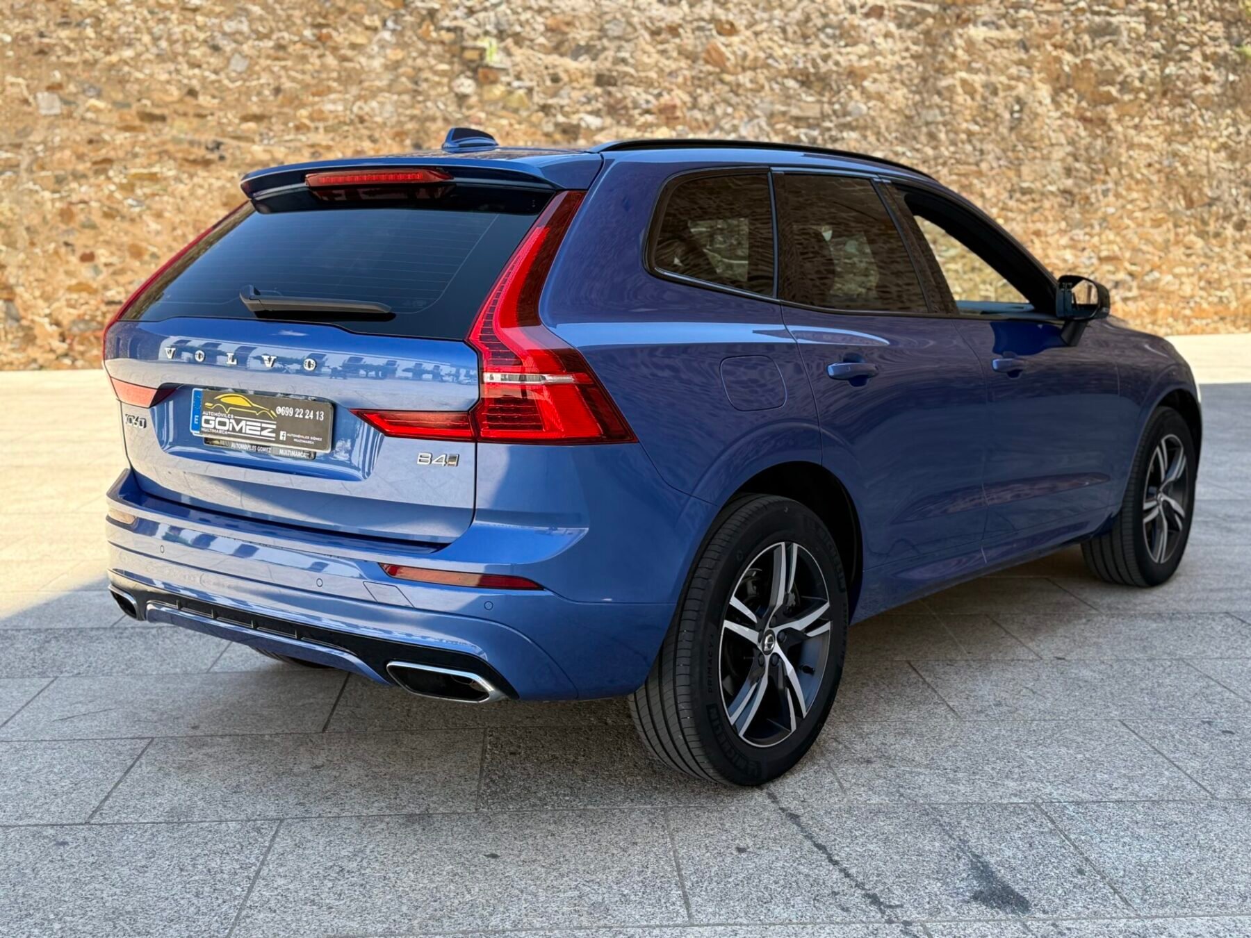 VOLVO XC60  R Design AWD 2.0 B4 