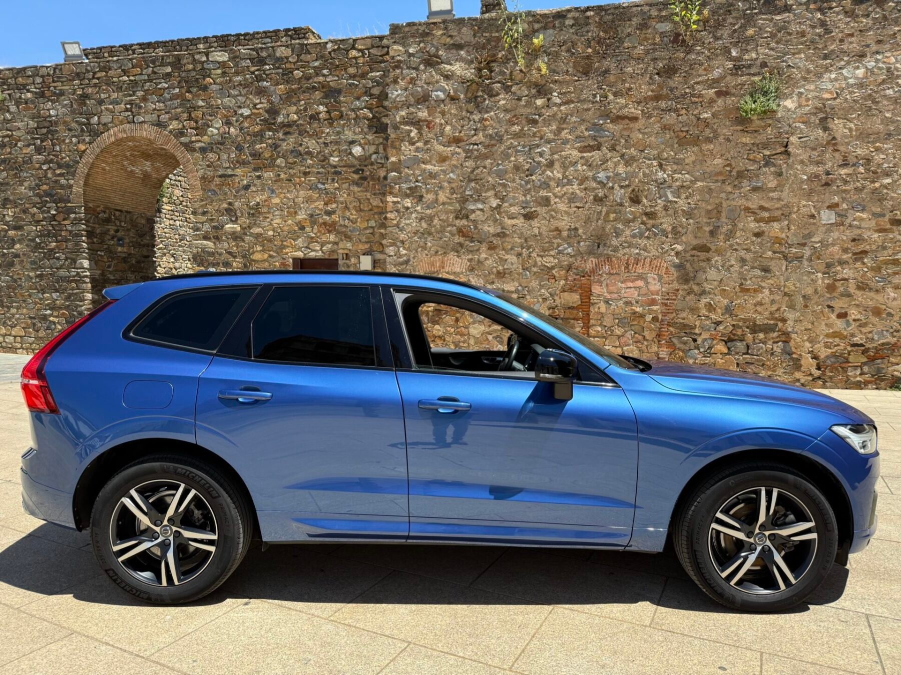 VOLVO XC60  R Design AWD 2.0 B4 