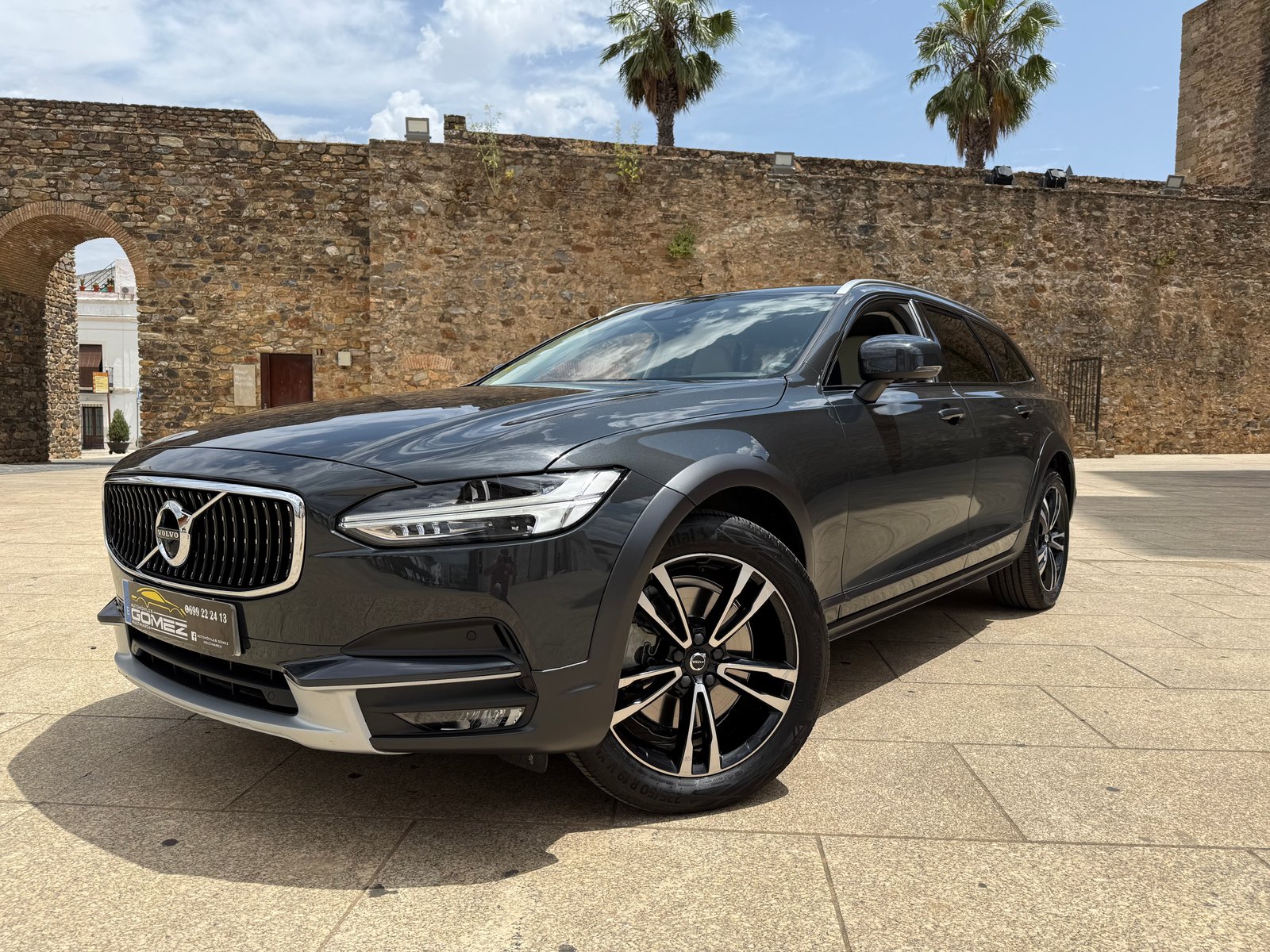 VOLVO V90 Cross Country Pro AWD 2.0 D5 235CV 