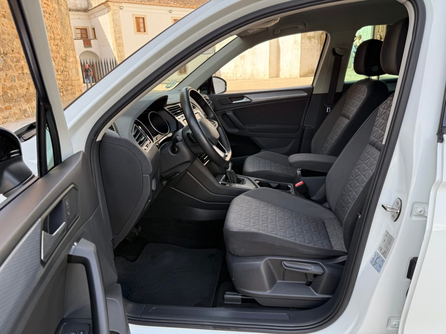 VOLKSWAGEN Tiguan Life 2.0 TDI 150CV Auto 