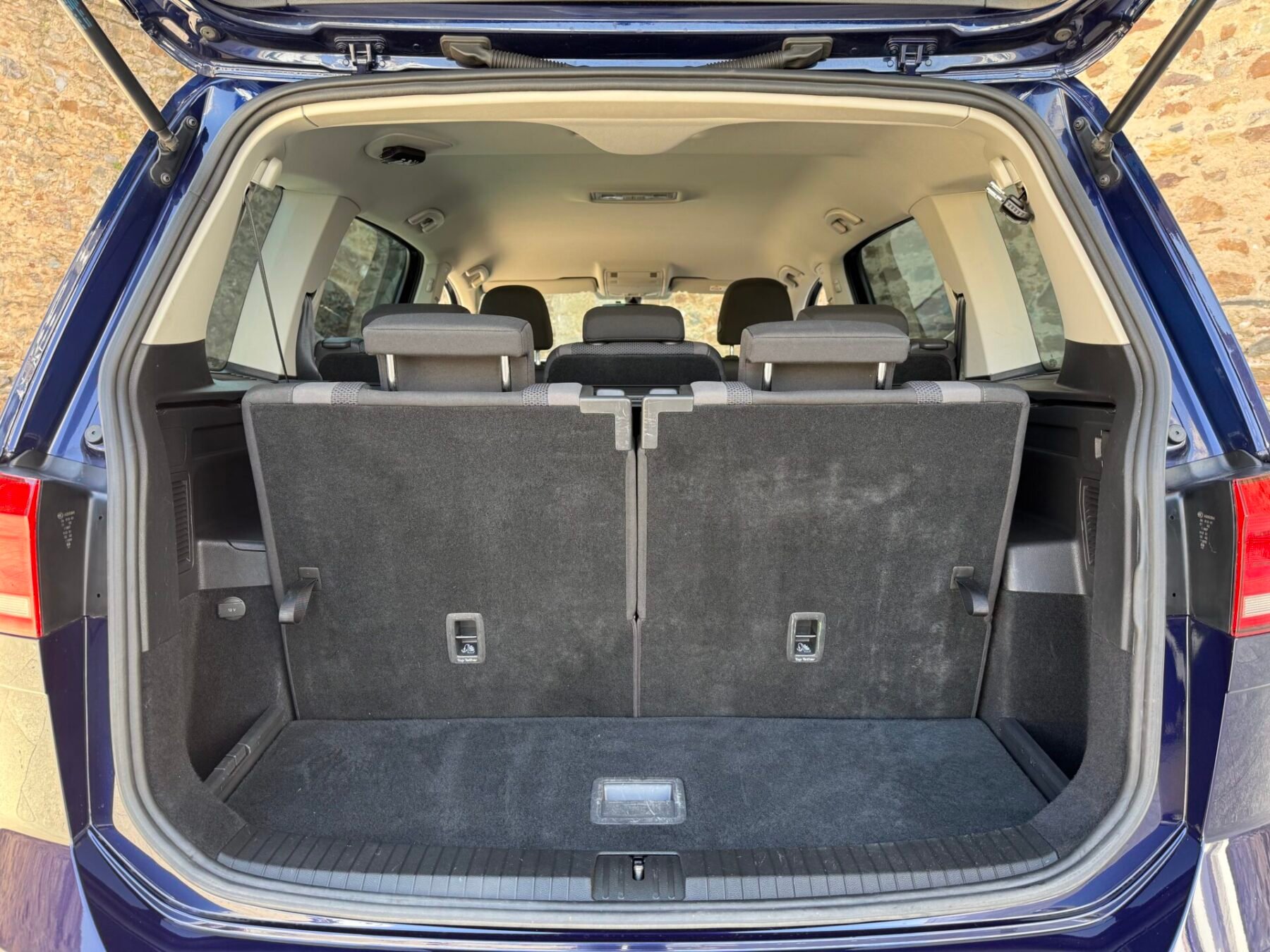 VOLKSWAGEN Touran TOURAN 2.0TDI 115 CV CR 7 Plazas 