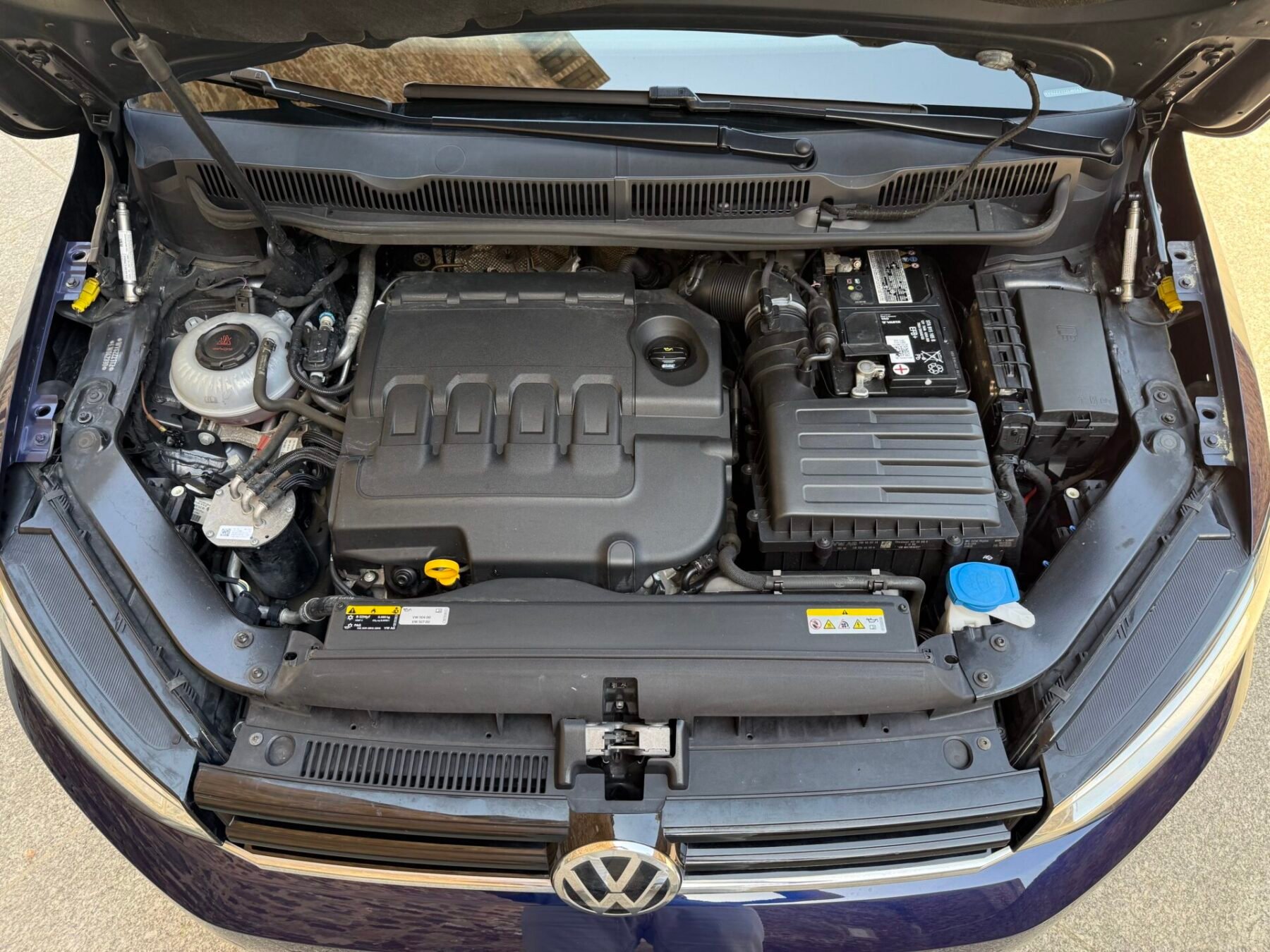 VOLKSWAGEN Touran TOURAN 2.0TDI 115 CV CR 7 Plazas 