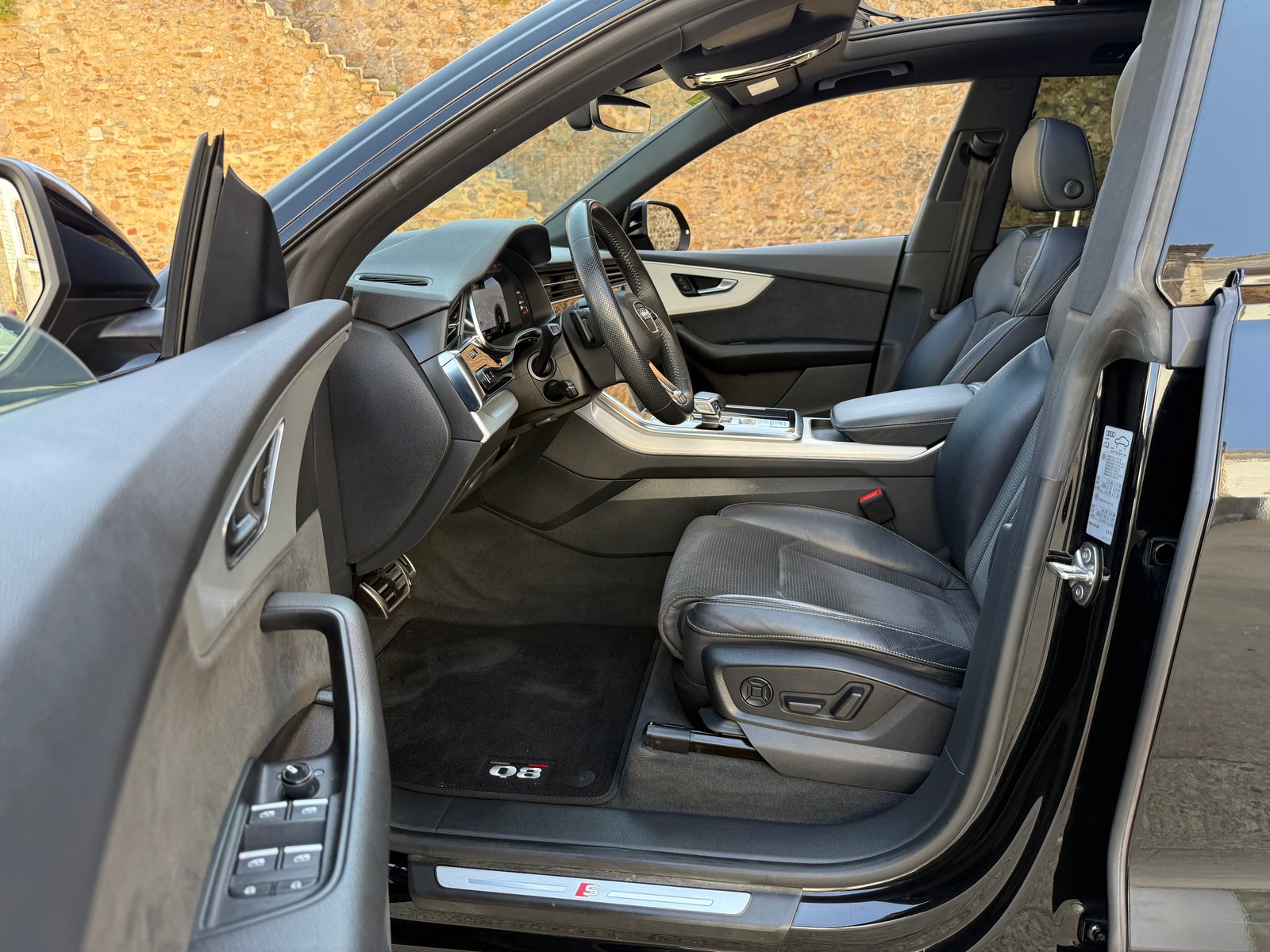 AUDI Q8 50 TDI BLACK LINE QUATTRO TECHO 