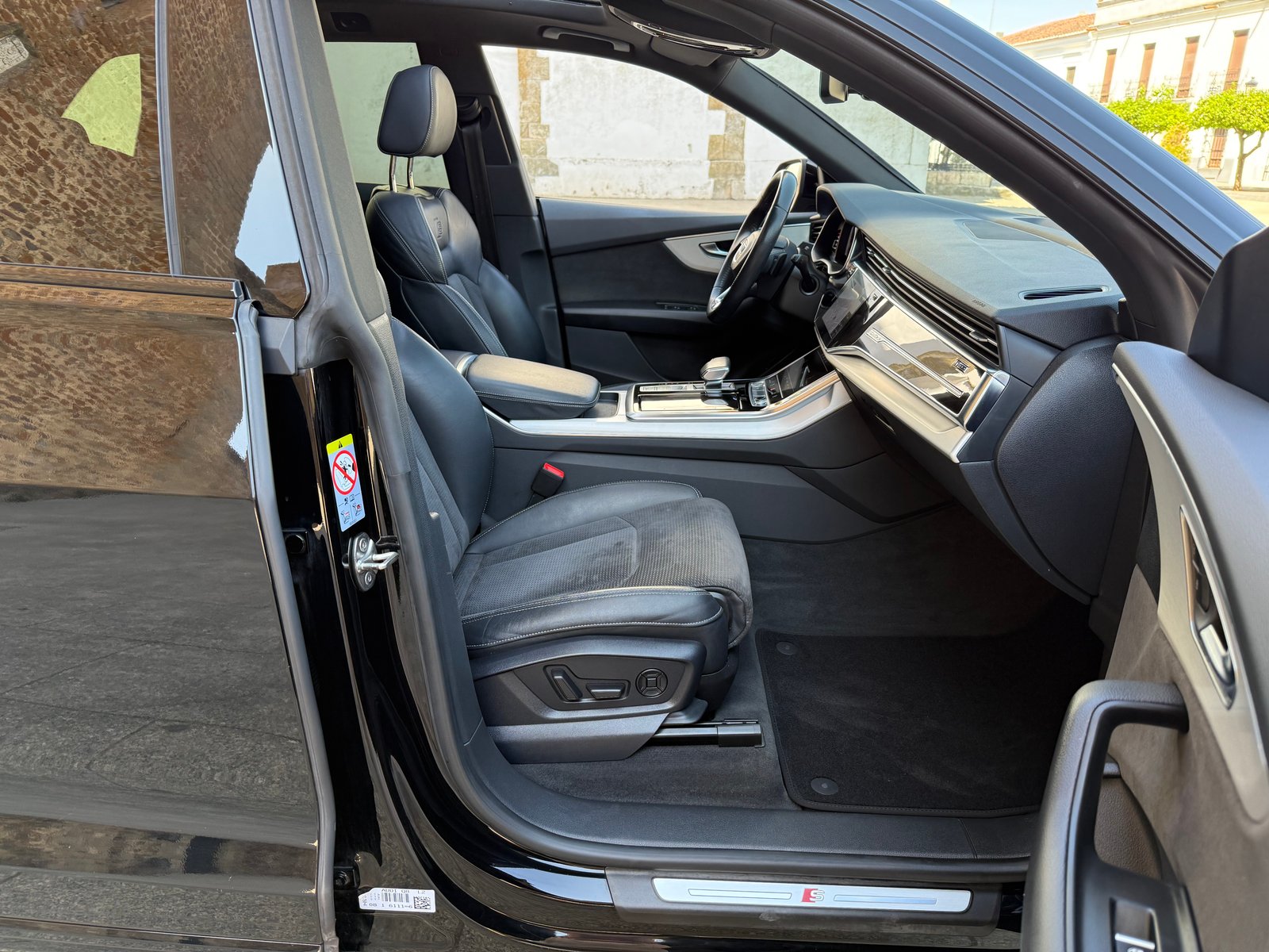 AUDI Q8 50 TDI BLACK LINE QUATTRO TECHO 