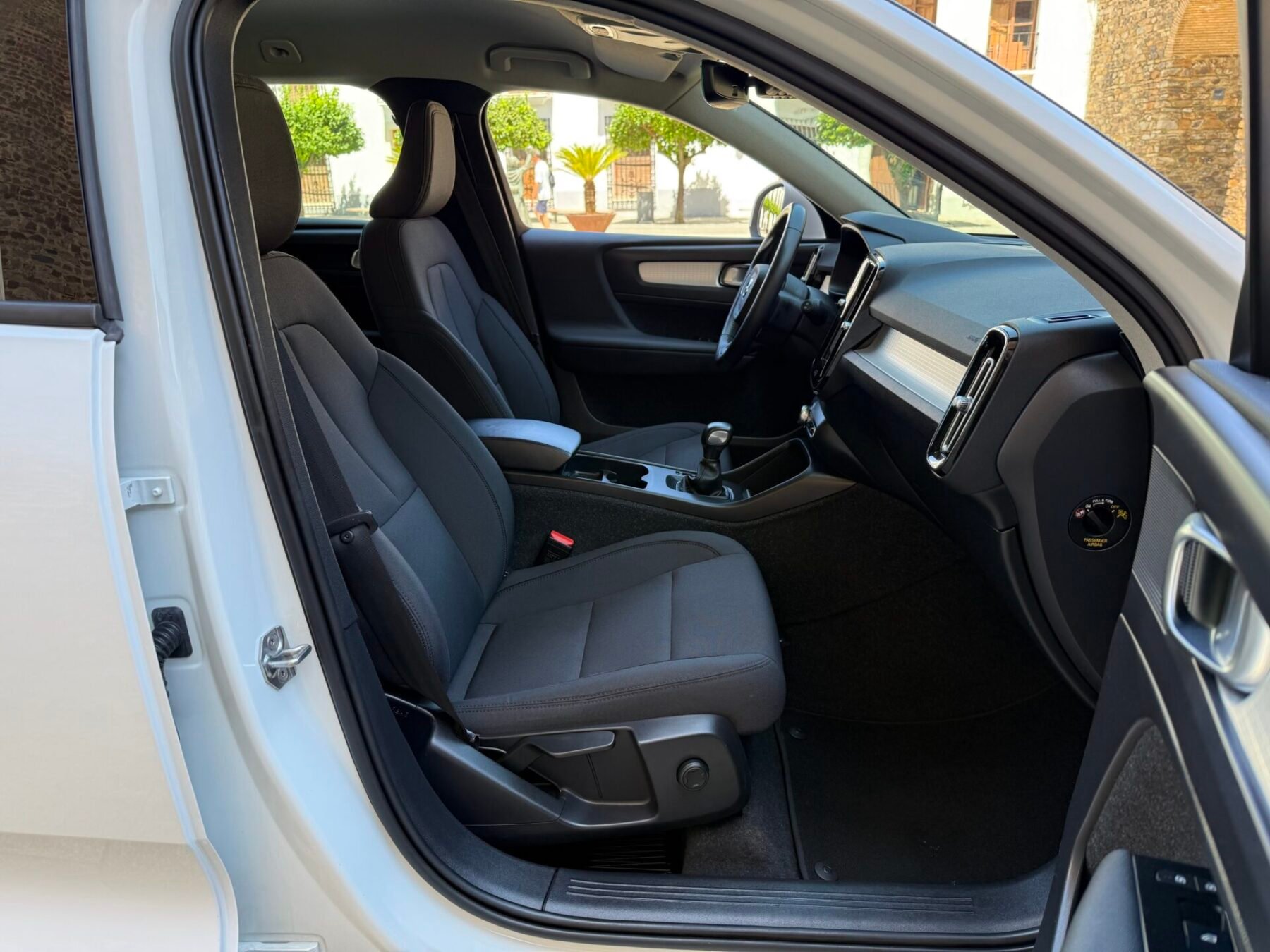 VOLVO XC40 Business Plus 2WD 1.5 T3 165CV